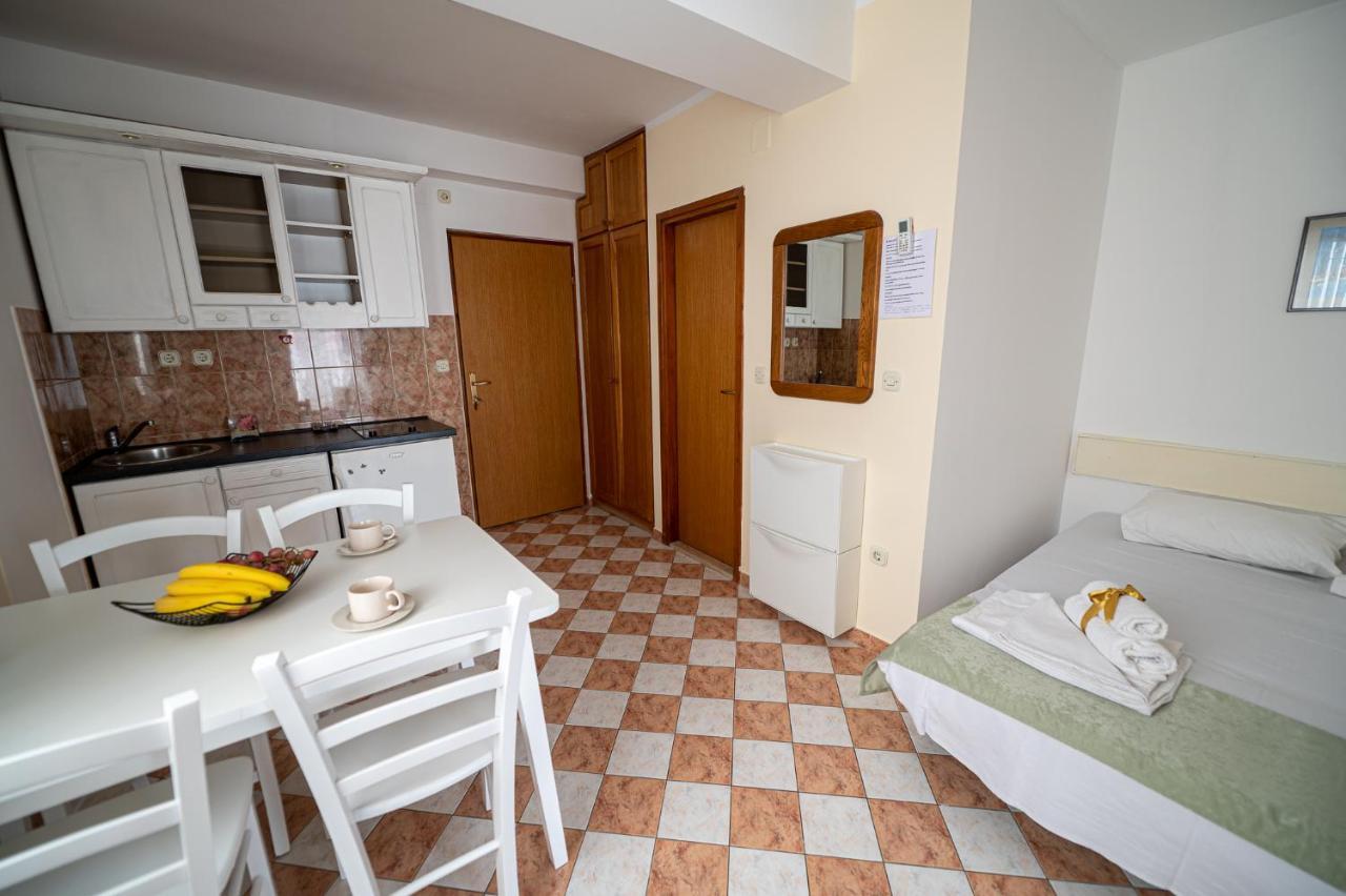 Apartmani Marin No1. Vodice Exterior photo
