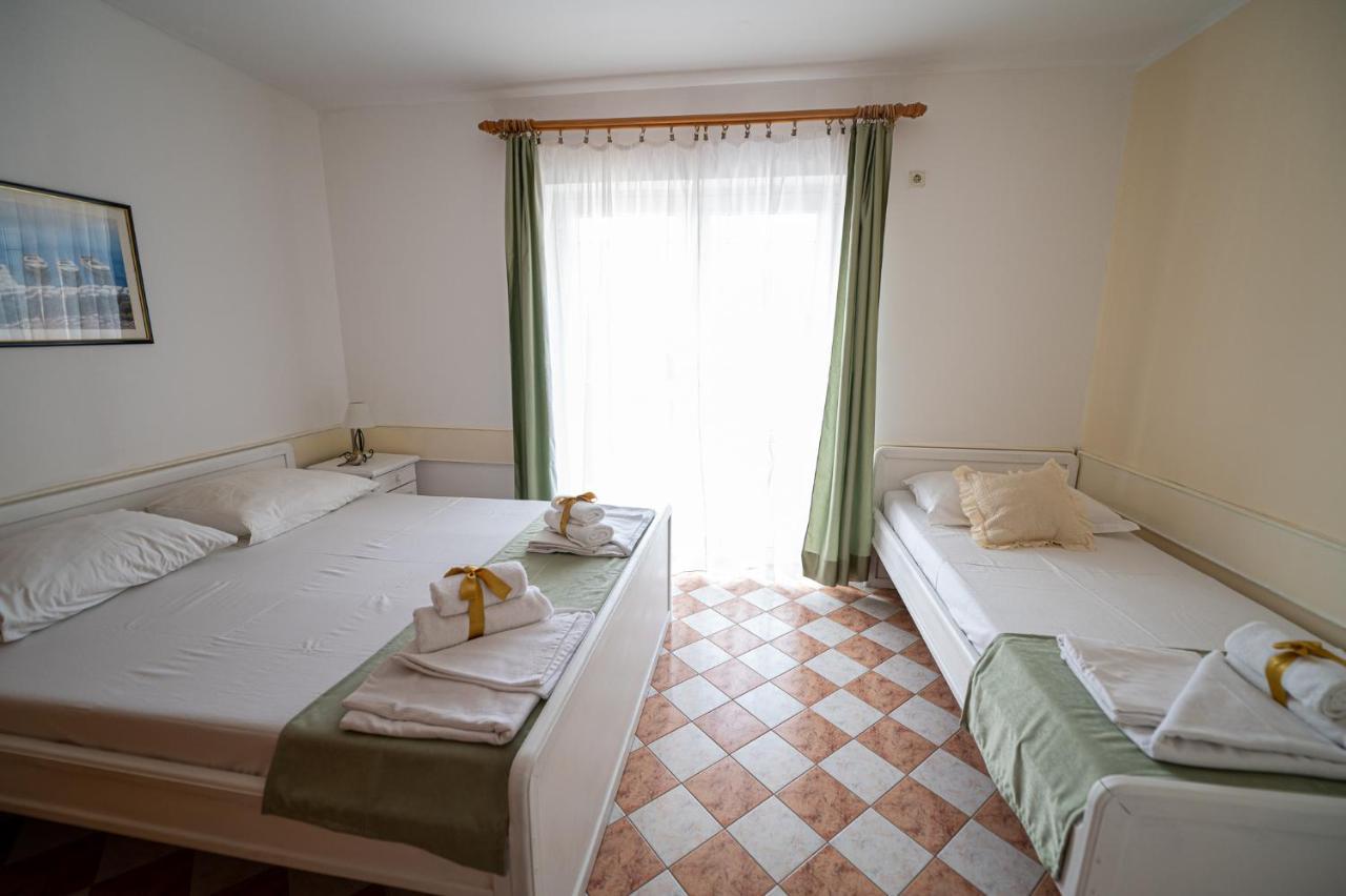 Apartmani Marin No1. Vodice Exterior photo